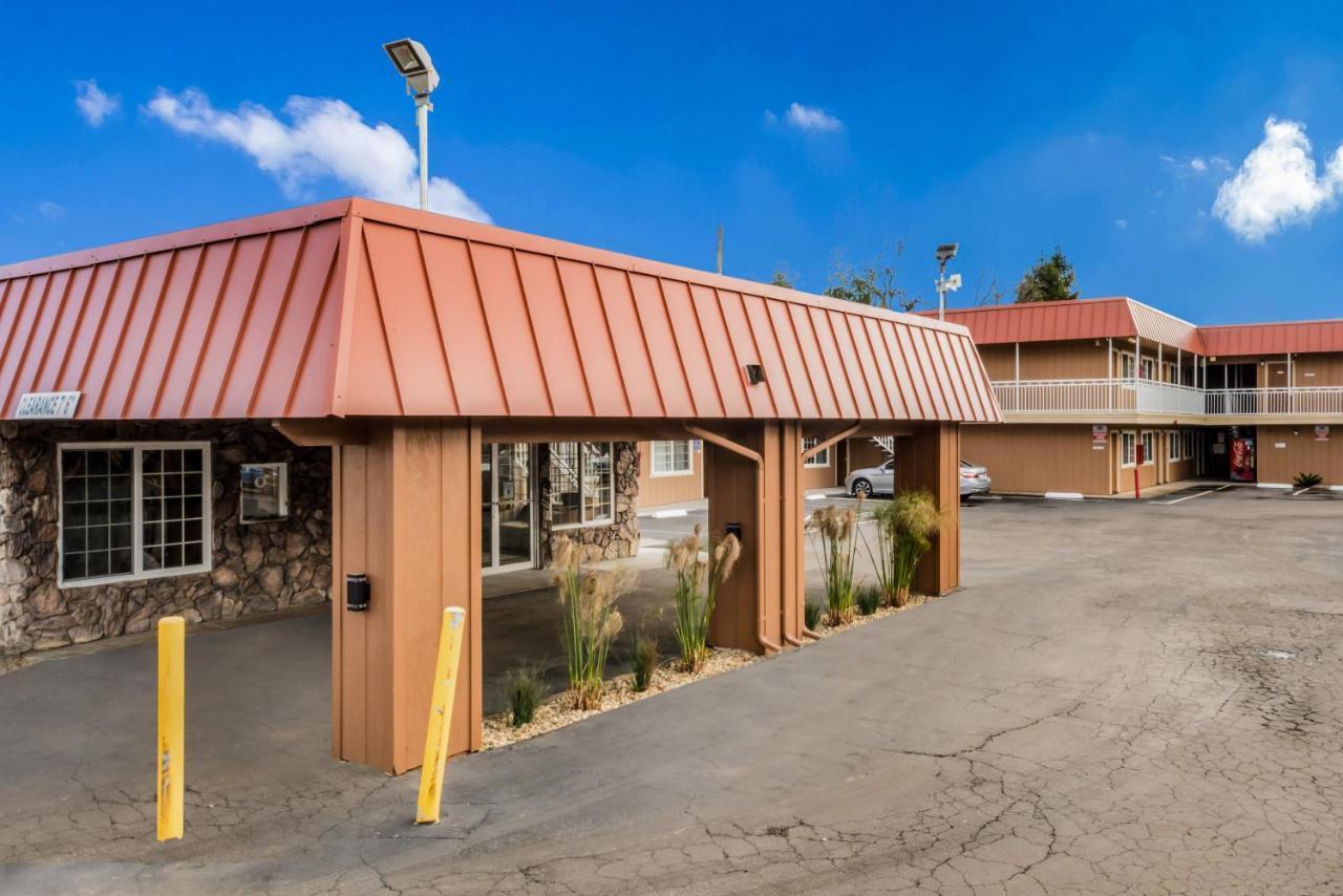 Americas Best Value Inn - Ukiah Esterno foto