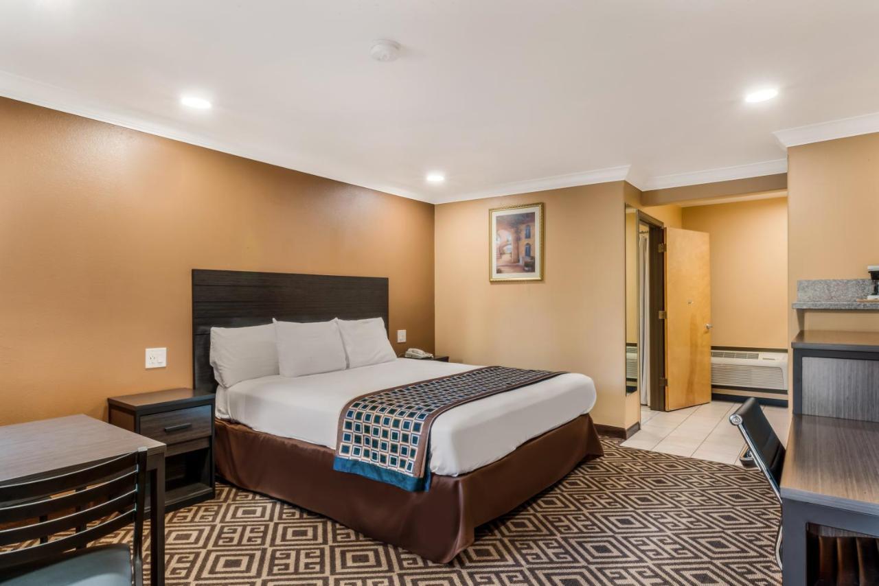 Americas Best Value Inn - Ukiah Esterno foto