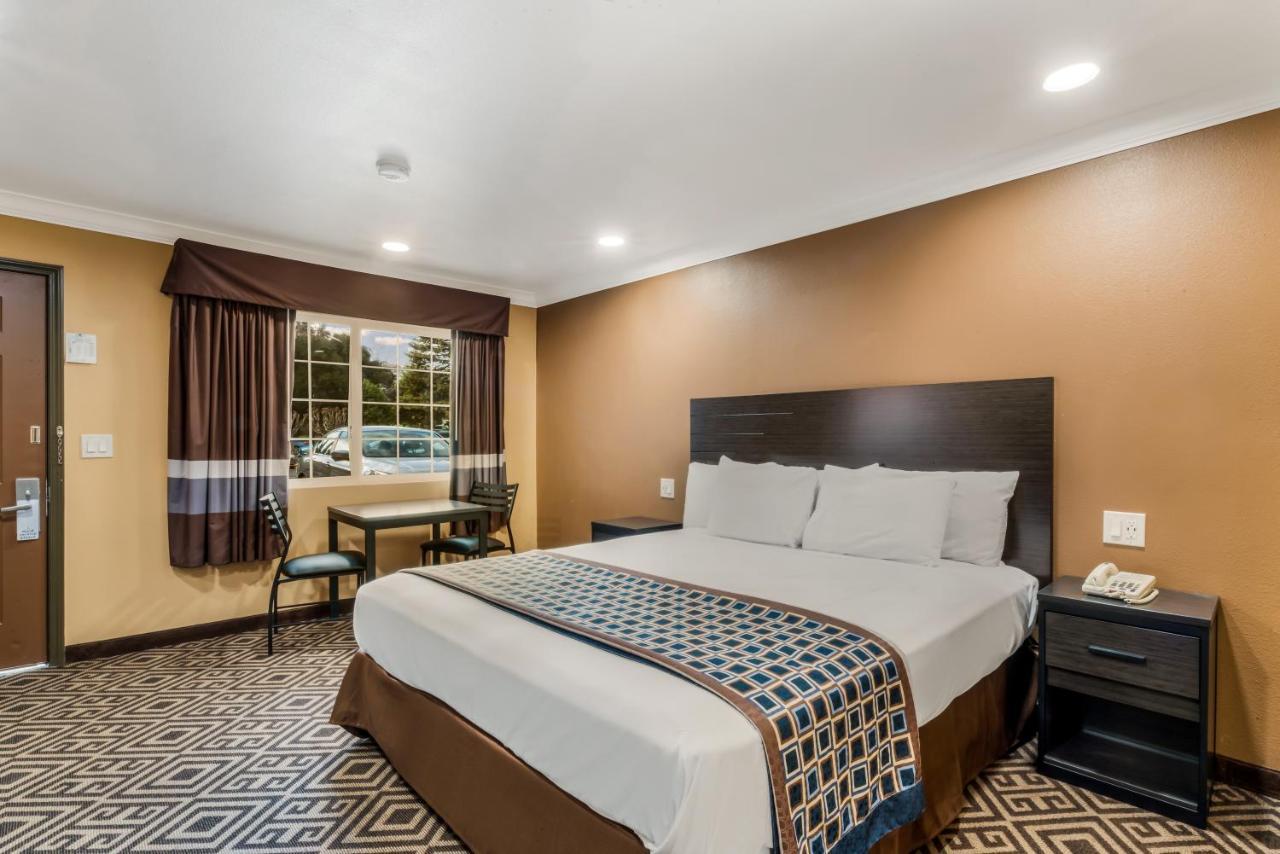 Americas Best Value Inn - Ukiah Esterno foto