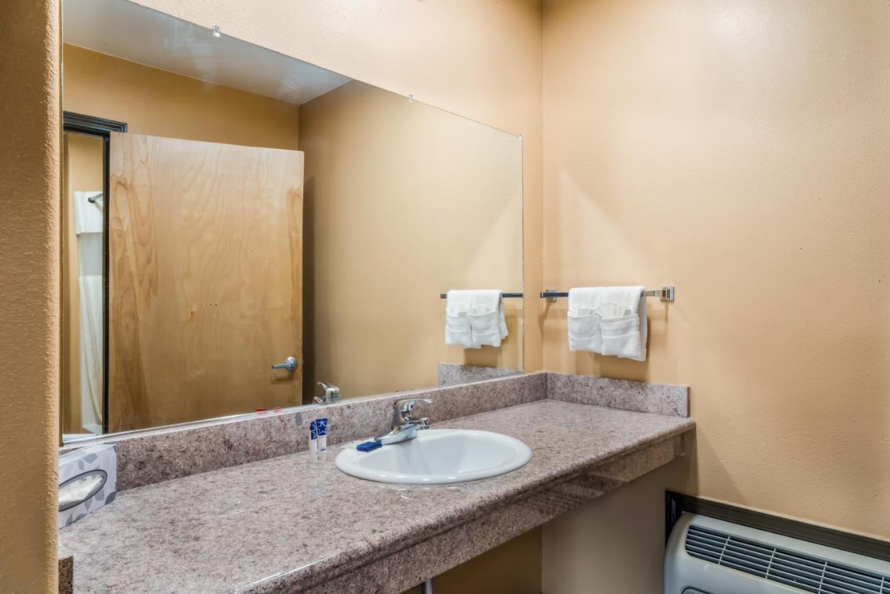 Americas Best Value Inn - Ukiah Esterno foto