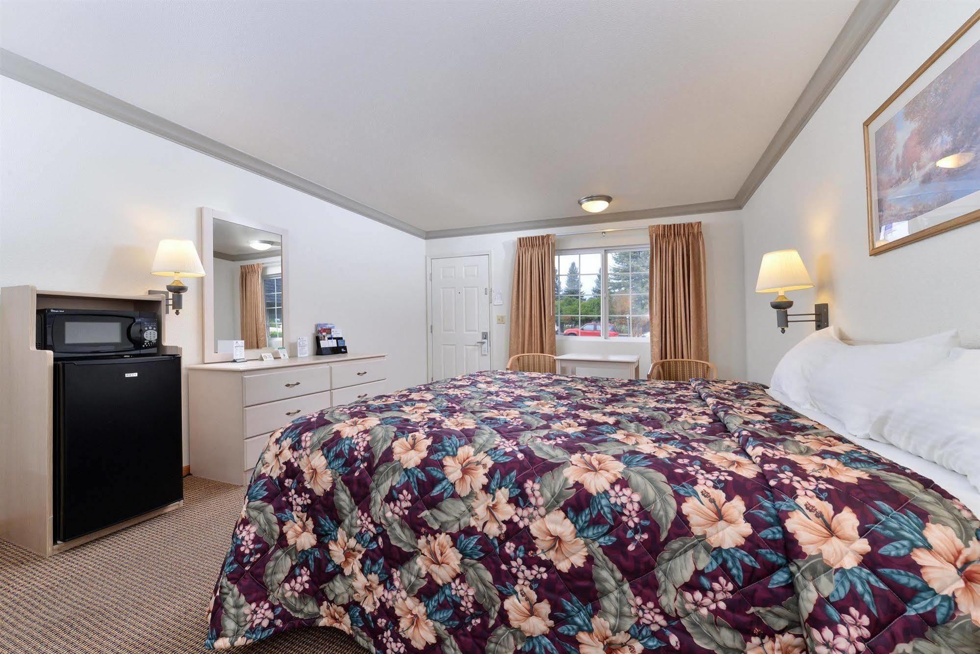 Americas Best Value Inn - Ukiah Esterno foto