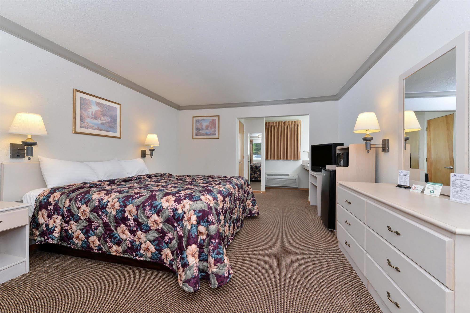Americas Best Value Inn - Ukiah Esterno foto